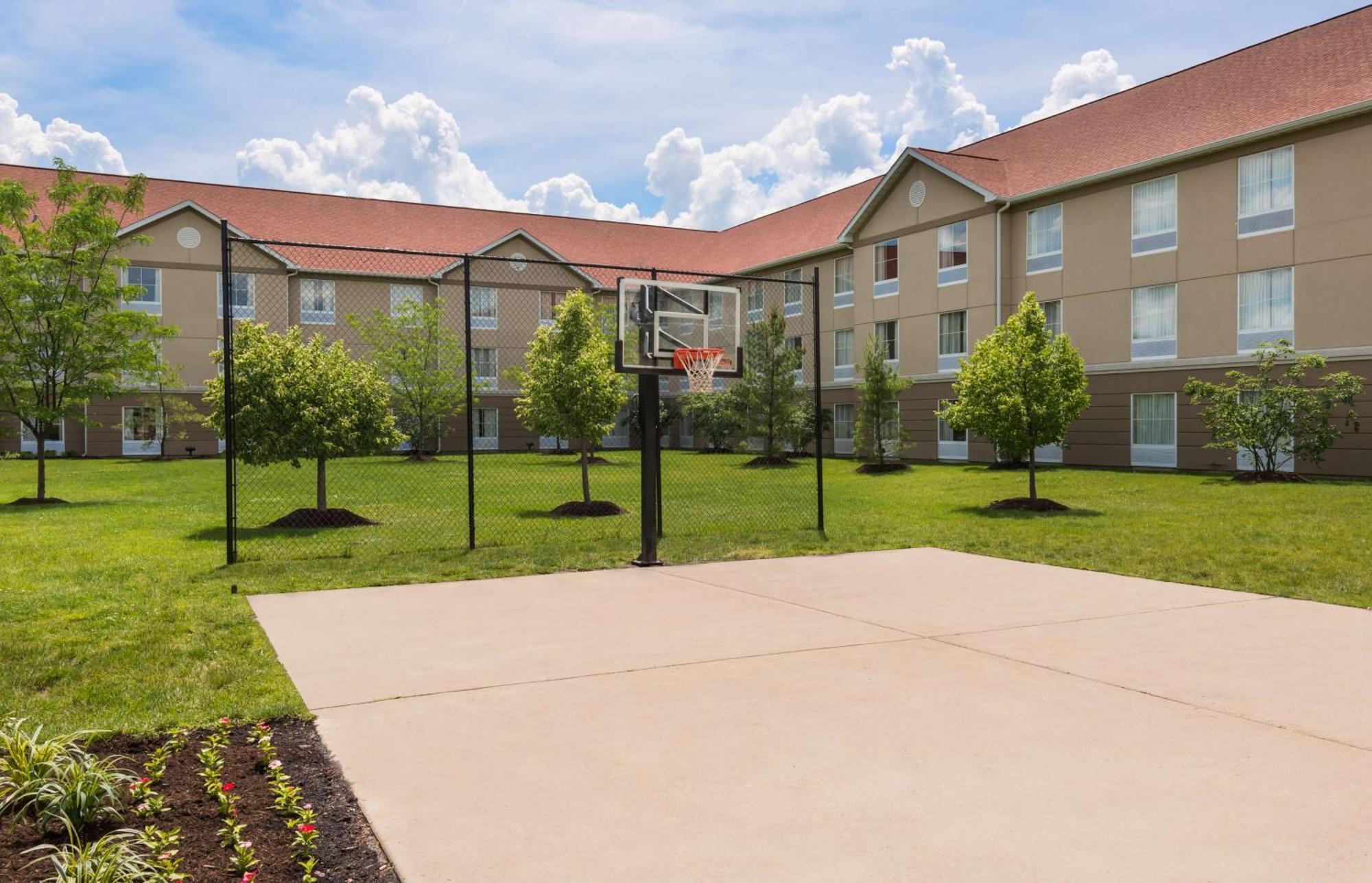 Larkspur Landing Extended Stay Suites St Louis Riverport Maryland Heights Bagian luar foto