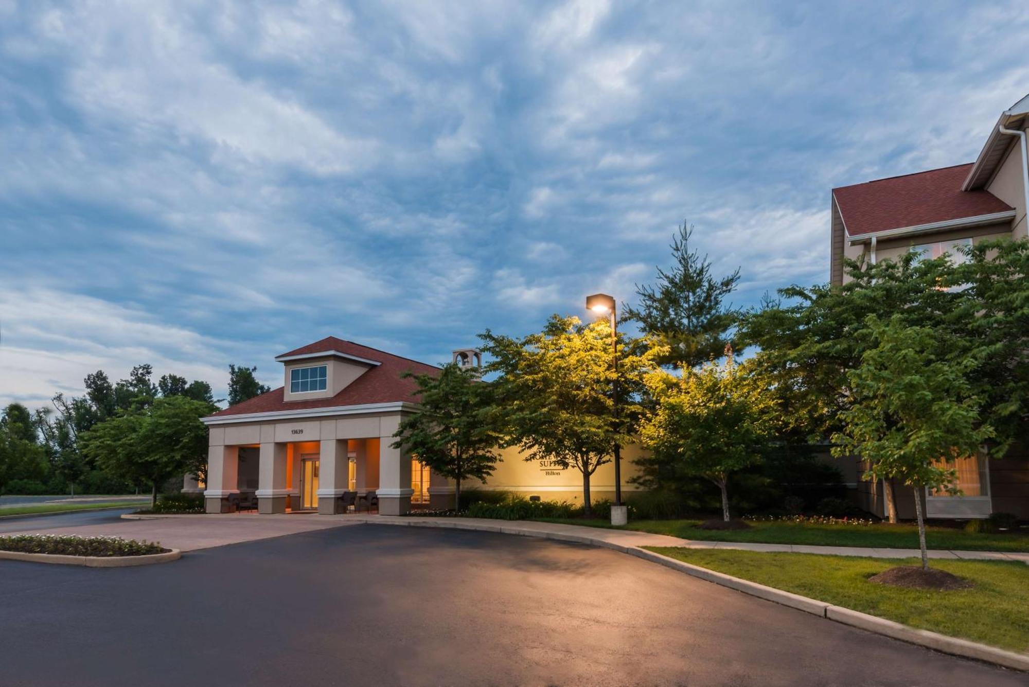 Larkspur Landing Extended Stay Suites St Louis Riverport Maryland Heights Bagian luar foto