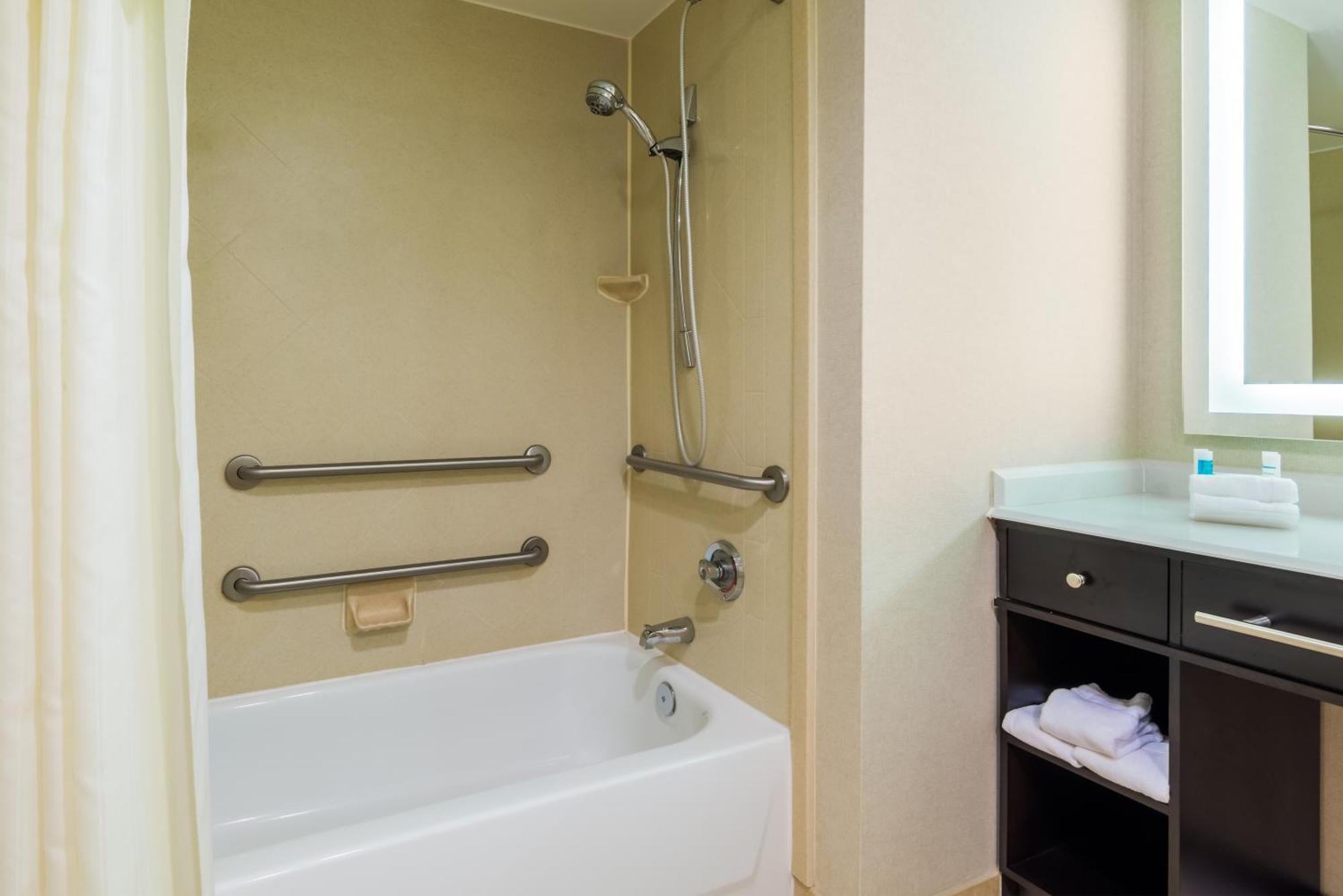 Larkspur Landing Extended Stay Suites St Louis Riverport Maryland Heights Bagian luar foto